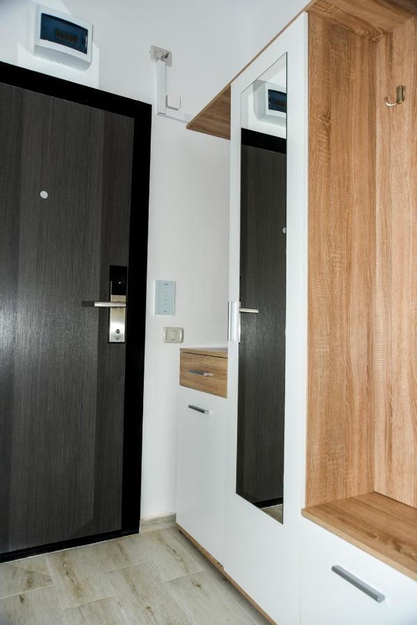 Sea View Astoria By Sunny Mamaia Apartment Navodari Exterior photo